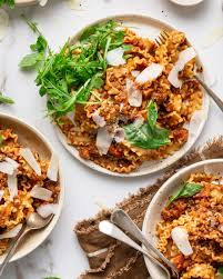 The 9 Ingredient Wonder: Lentil Bolognese for Gut Health